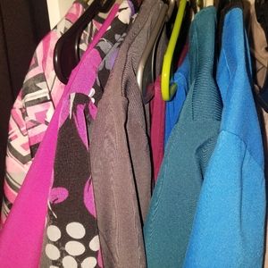 2 size L cherokee infinity scrub pants